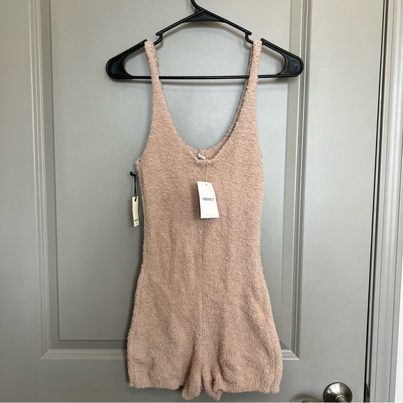 Forever 21 Teddy One-Piece Romper - Picture 2 of 3